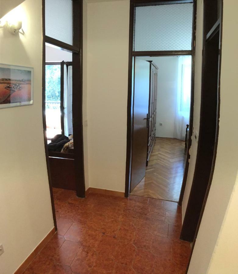 Apartment Oriana *